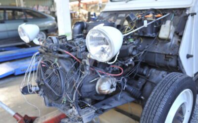 日蘭2CVレストア作業進行中