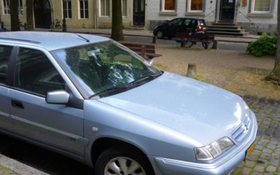 昨日のオランダ」のシトロエン