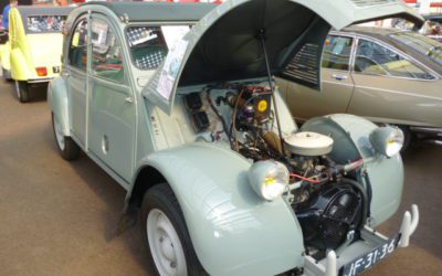 お客様　応援待ち　シトロエン　２CVサハラ