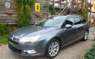 ２０１３ｙ　Ｃ５　ＨＤＩディーゼル新車