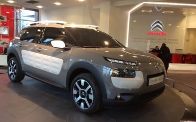 シトロエン本社で C4カクタスを見て思う事