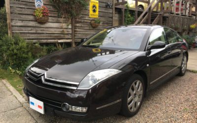 新入庫   C6  ラウンジパッケージ仕様  走行25千kmお早めに!